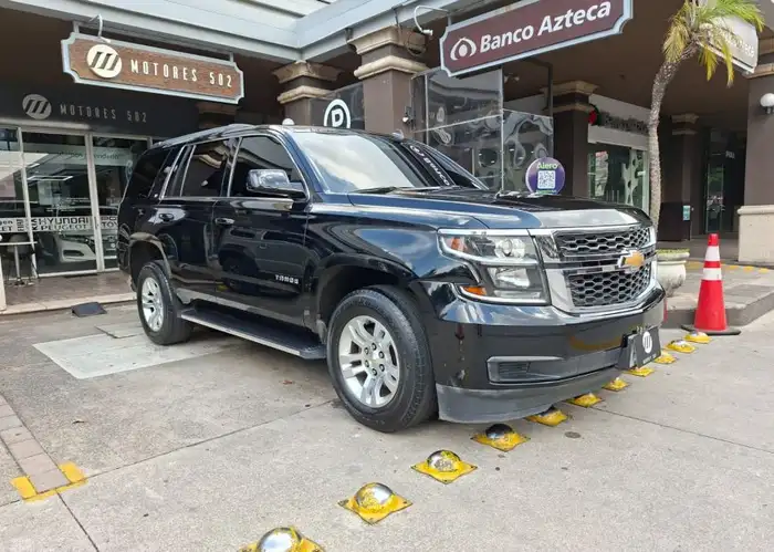 2015 Chevrolet Tahoe — 3
