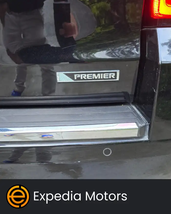 2017 Chevrolet Suburban — 2