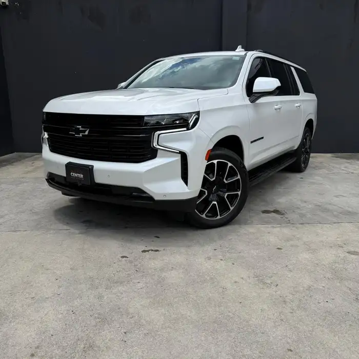 2023 Chevrolet Suburban — 1