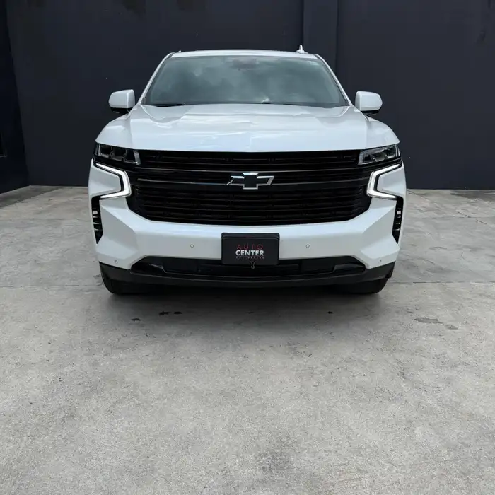 2023 Chevrolet Suburban — 2