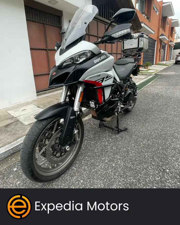 2017 Ducati CL — 1