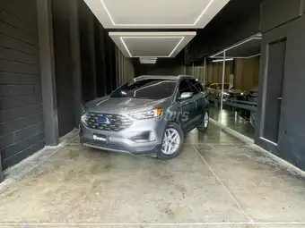 2021 Ford Edge