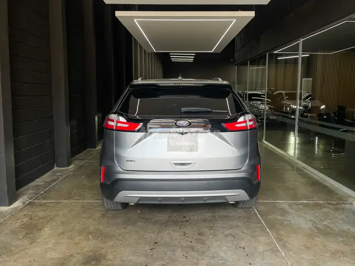 2021 Ford Edge — 4