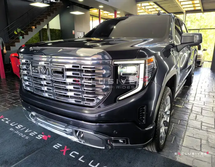 2022 GMC SIERRA — 3
