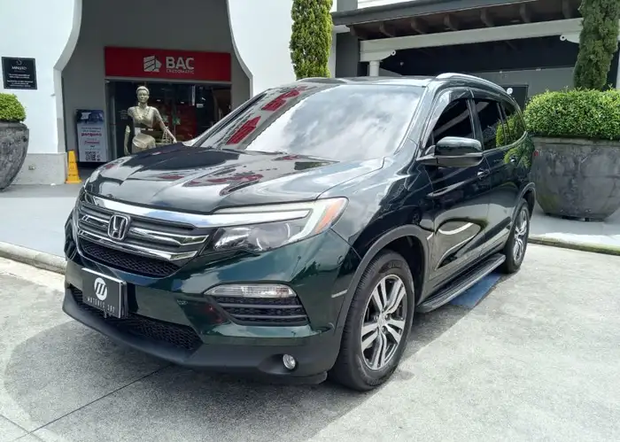2017 Honda Pilot — 1