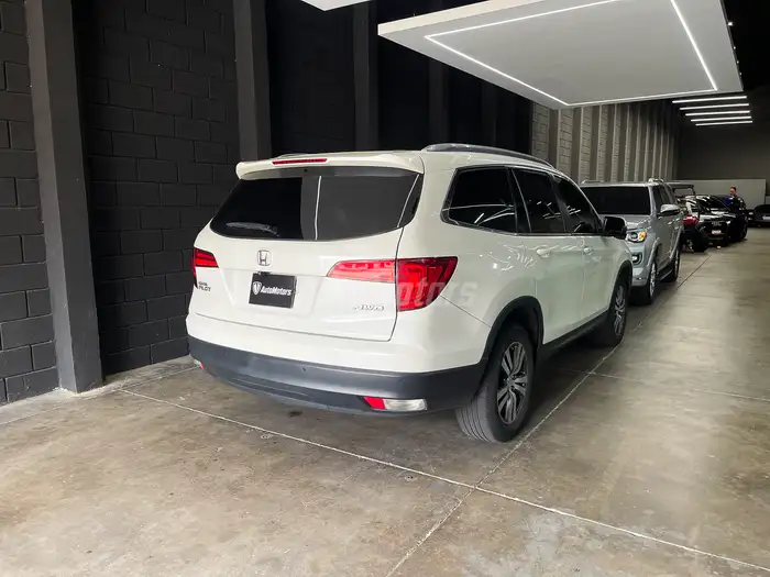2017 Honda Pilot — 2