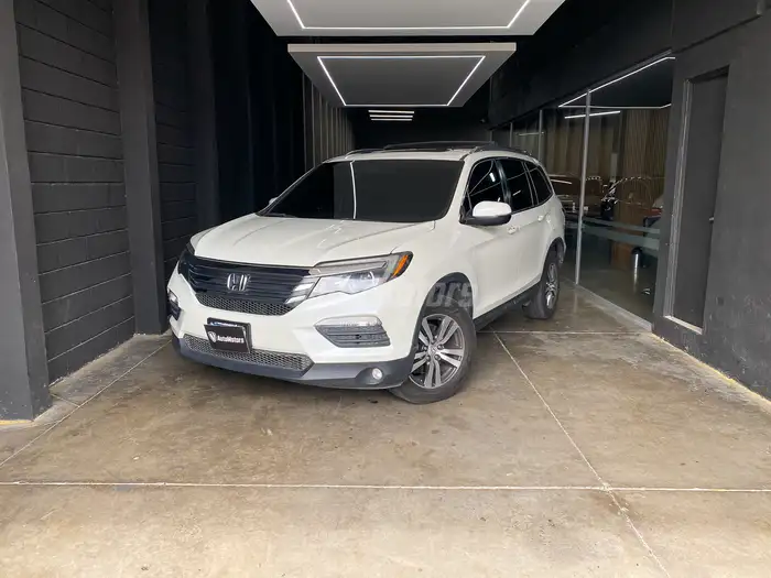 2018 Honda Pilot — 1
