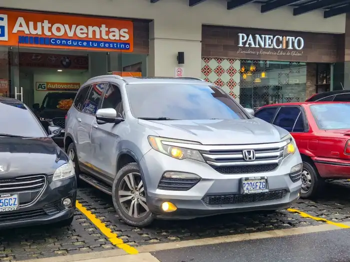 2016 Honda Pilot — 3