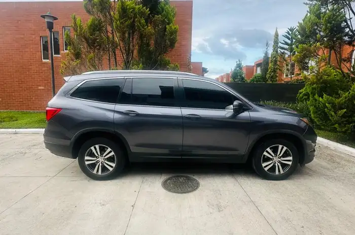 2016 Honda Pilot — 2