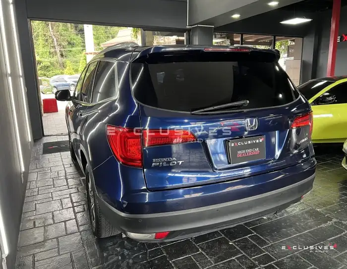 2016 Honda Pilot — 4