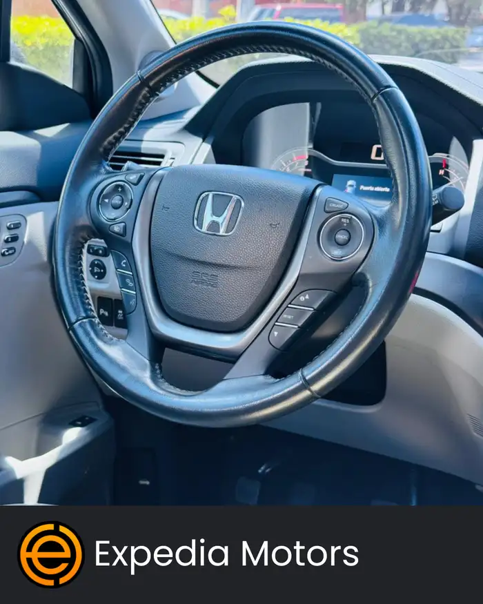 2016 Honda Pilot — 3