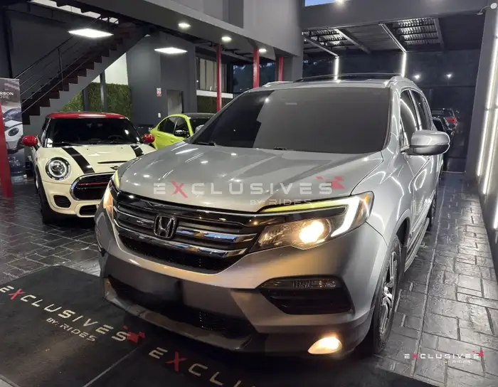 2016 Honda Pilot — 3
