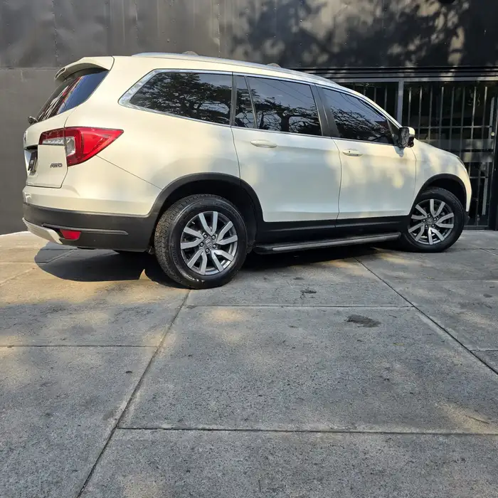 2019 Honda Pilot — 3