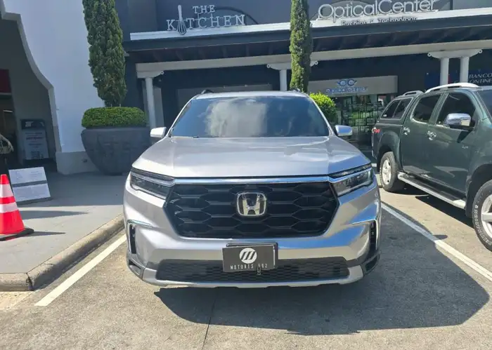 2023 Honda Pilot — 2