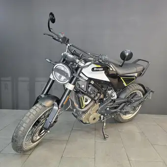2019 Husqvarna Svartpilen