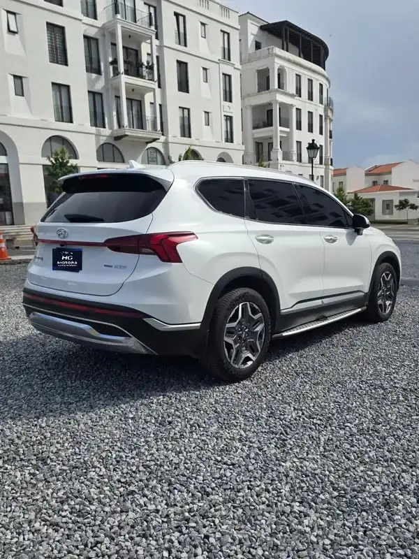 2024 Hyundai Santa Fe — 2