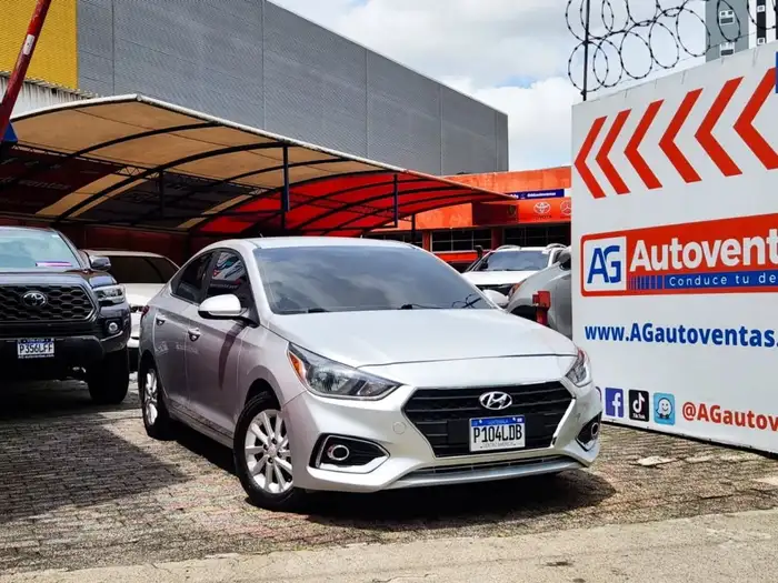 2020 Hyundai Accent — 3