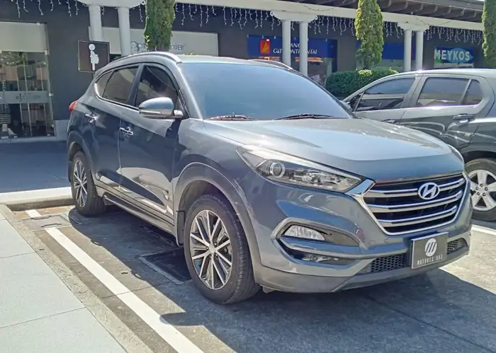2016 Hyundai Tucson — 4