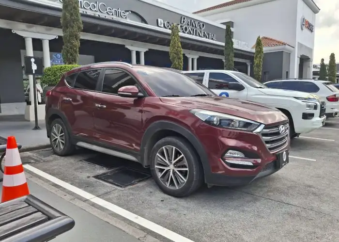 2018 Hyundai Tucson — 3
