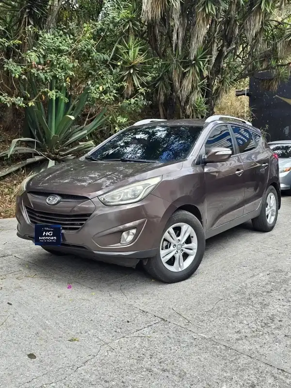 2015 Hyundai Tucson — 1