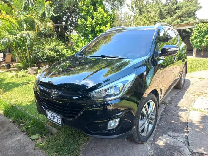 2015 Hyundai Tucson — 1