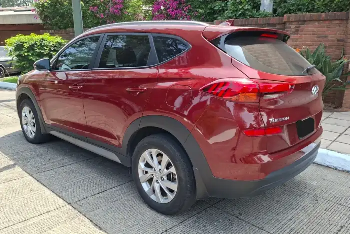 2020 Hyundai Tucson — 2