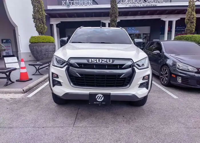 2024 Isuzu Dmax — 2