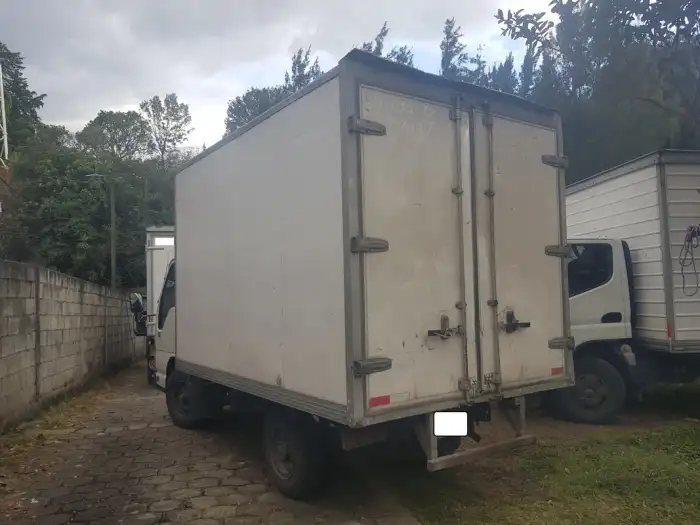 2016 Isuzu QKR — 2
