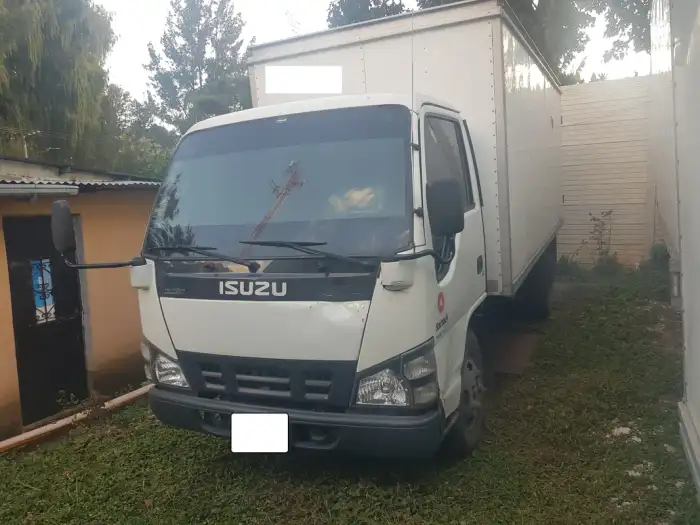 2021 Isuzu QKR — 1