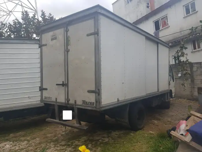 2021 Isuzu QKR — 4
