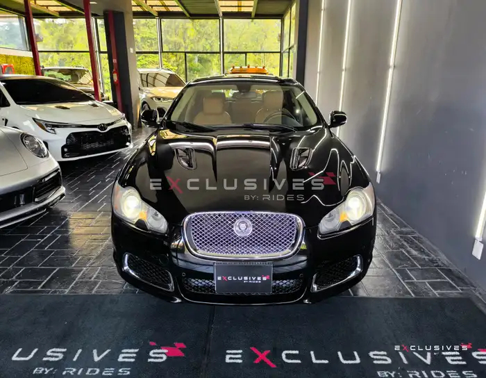 2011 Jaguar XF — 2