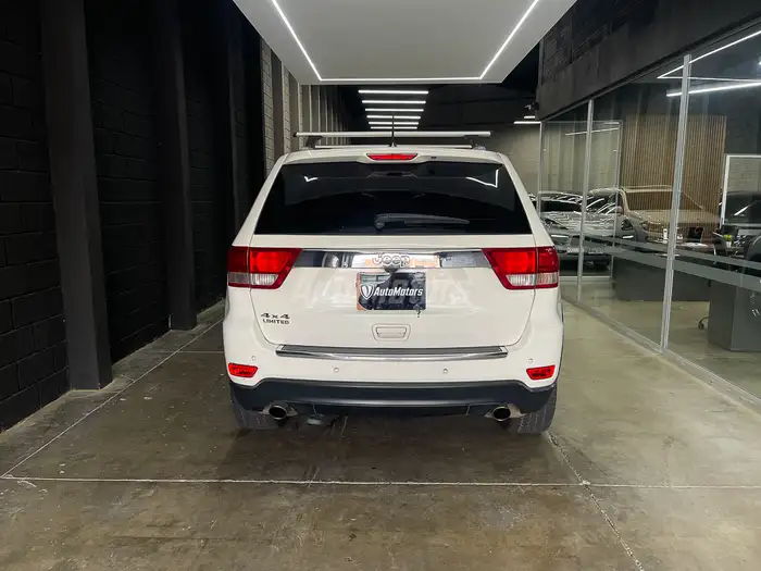 2012 Jeep GRAND CHEROKEE — 3