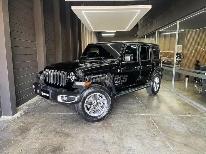 2023 Jeep WRANGLER — 2