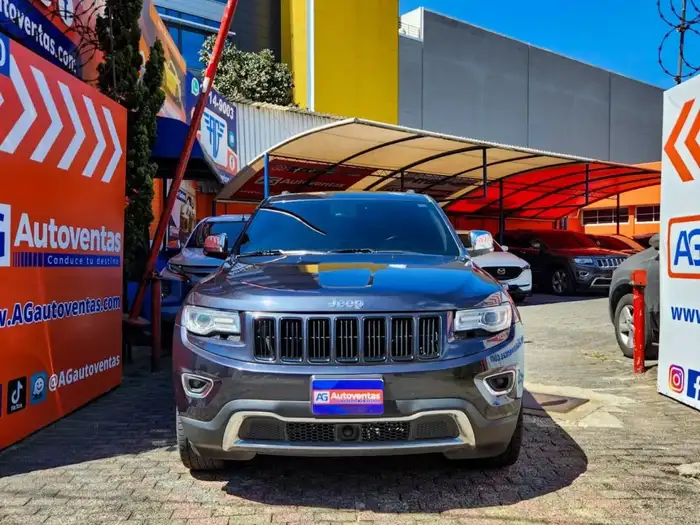 2015 Jeep GRAND CHEROKEE — 2
