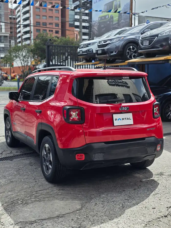 2018 Jeep RENEGADE — 4