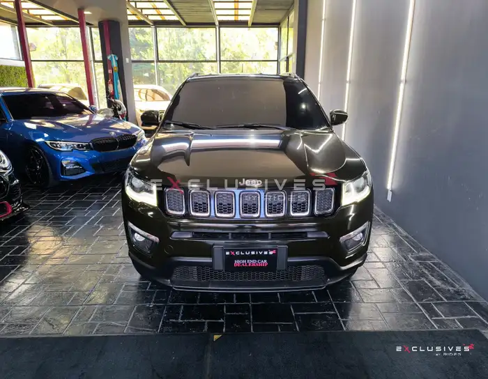 2020 Jeep COMPASS — 2