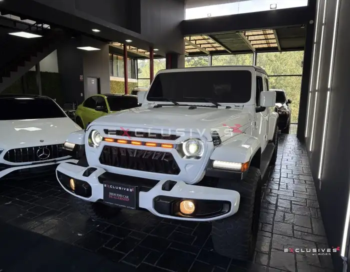 2021 Jeep GLADIATOR — 3