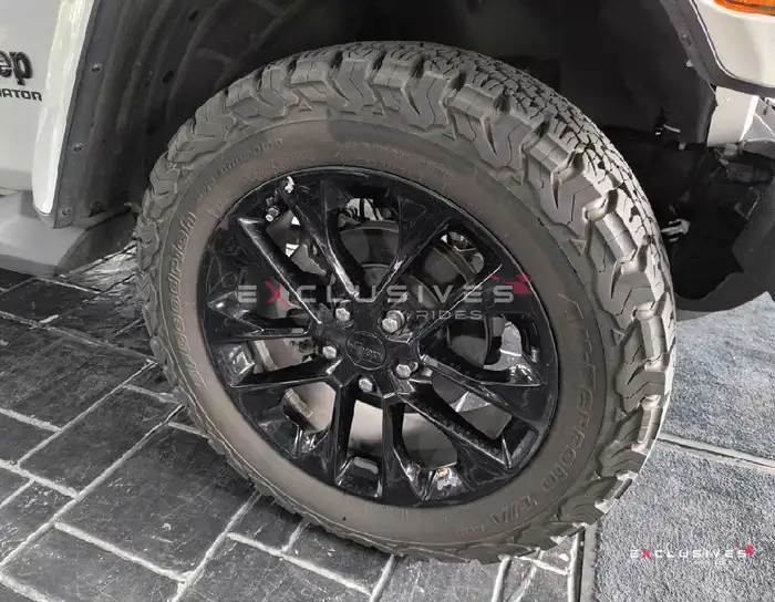 2021 Jeep GLADIATOR — 4