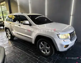 2011 Jeep GRAND CHEROKEE
