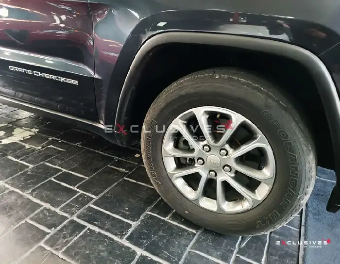 2015 Jeep GRAND CHEROKEE — 4