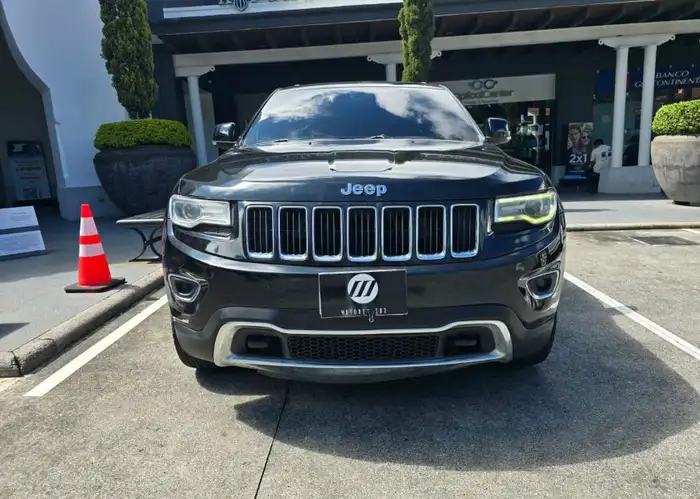 2015 Jeep GRAND CHEROKEE — 2