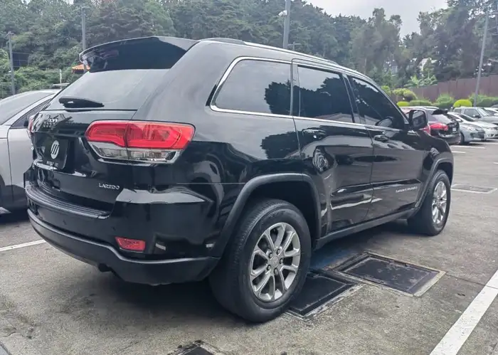 2016 Jeep GRAND CHEROKEE — 4