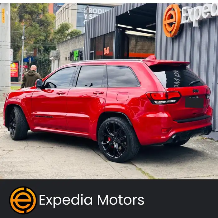 2018 Jeep GRAND CHEROKEE — 3