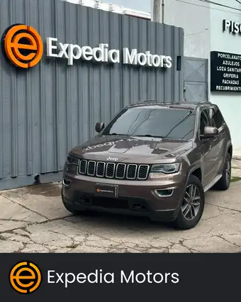 2020 Jeep LAREDO