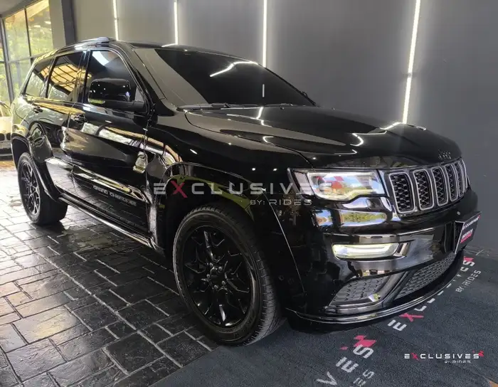 2021 Jeep GRAND CHEROKEE — 1