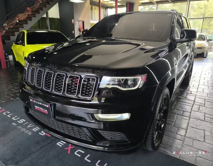 2021 Jeep GRAND CHEROKEE — 3