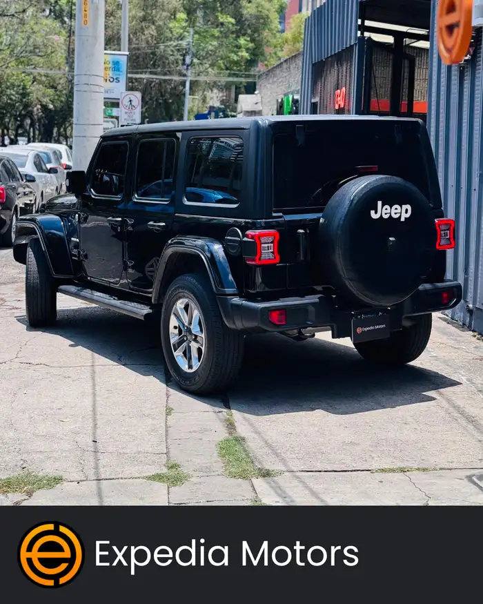 2023 Jeep WRANGLER — 3