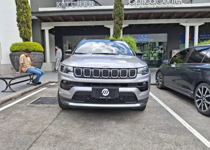 2023 Jeep COMPASS — 2