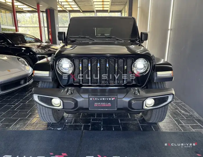 2023 Jeep WRANGLER — 2