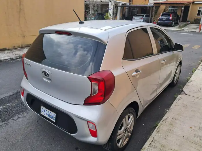 2019 Kia Picanto — 4